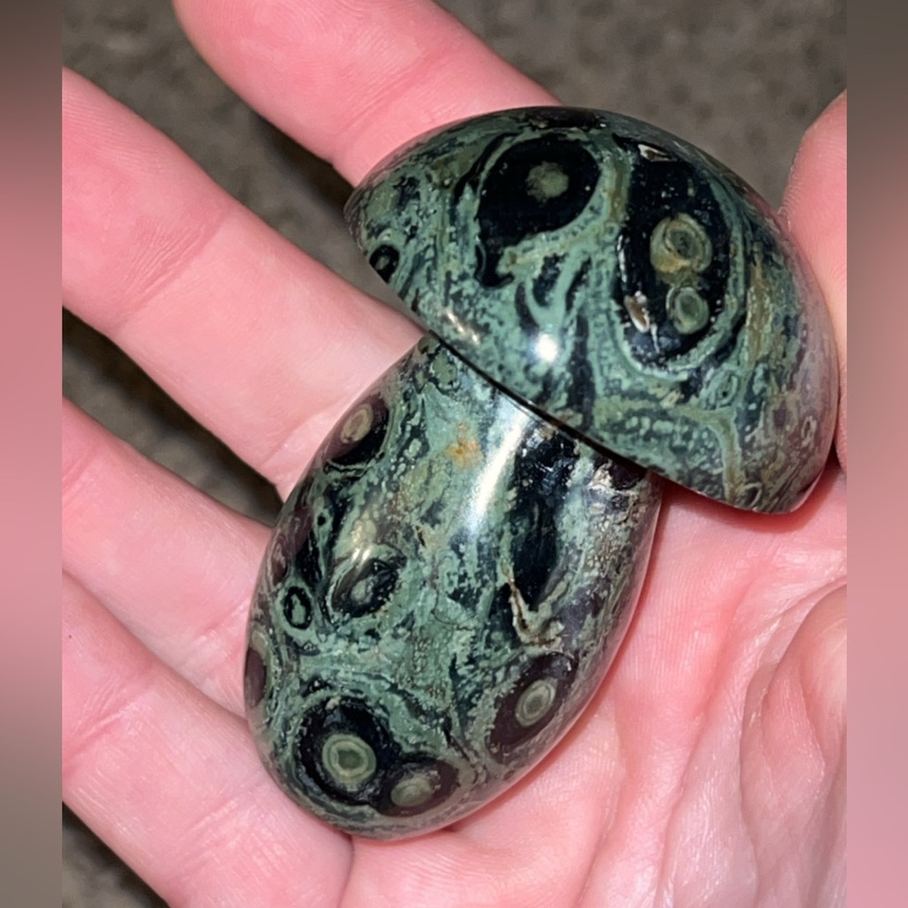 Kambaba Jasper Mushroom - Picture 4 of 5